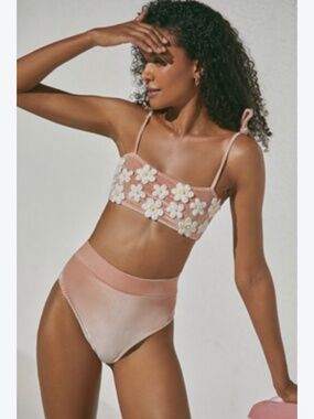 Capittana Mafer Velvet Crochet Bikini Set Medium NWT